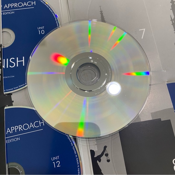 Pimsleur Approach Spanish 1 Gold Edition CD 16-Disc 2nd Edition - Picture 9 of 10